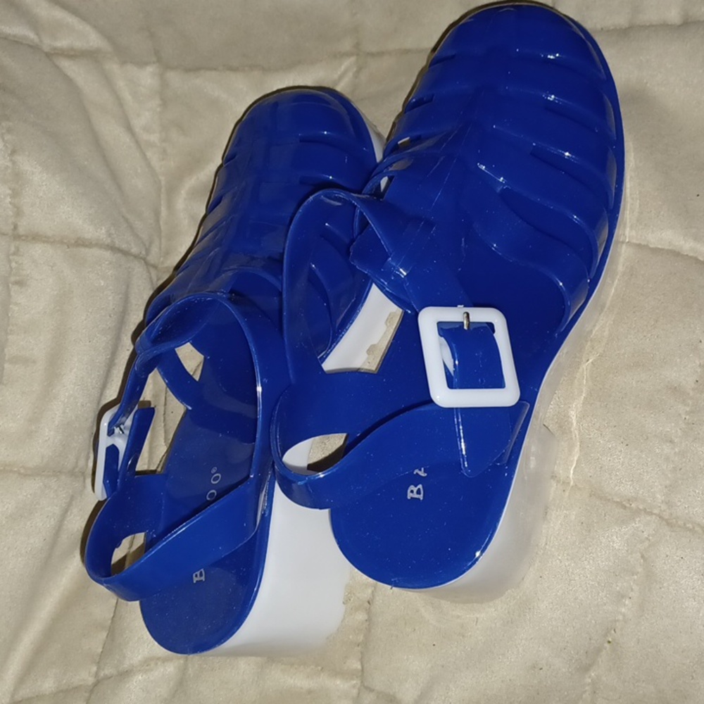 Blue / white jelly platform sandals